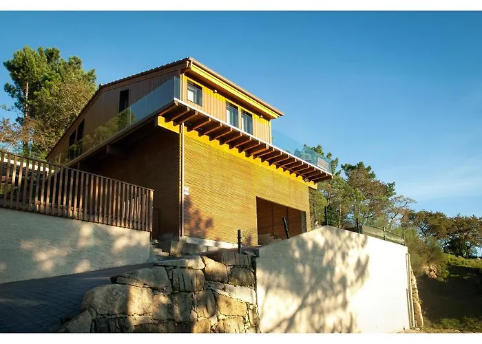 Elegant In Outes With Pool